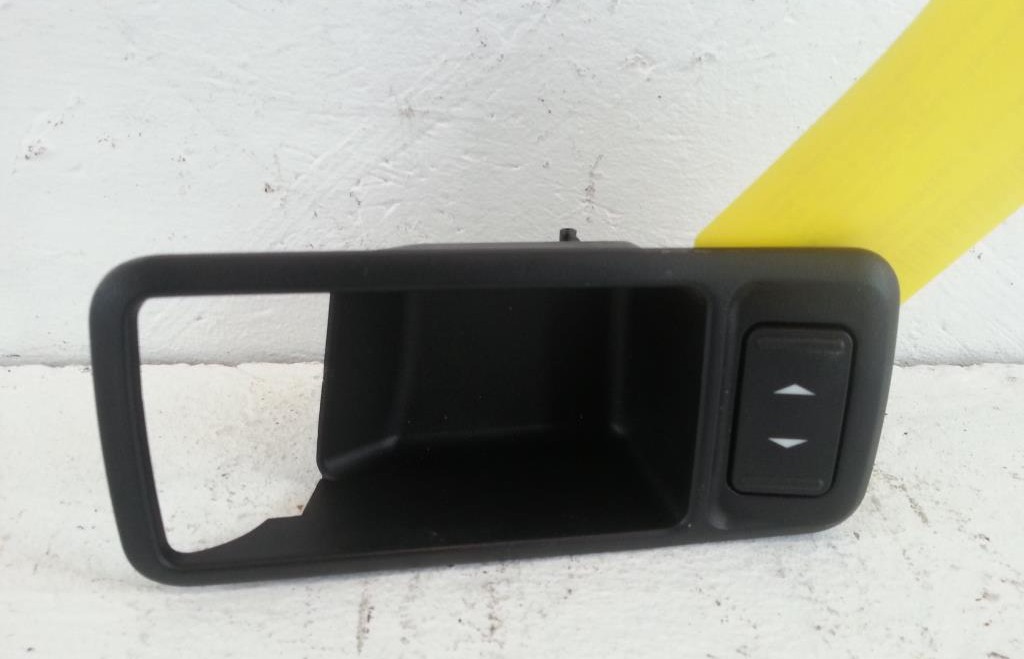 Fensterheberschalter vorn rechts Schakter Fensterheber Ford Focus DA3